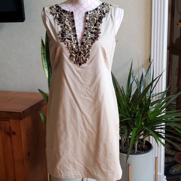 Maggy London Dresses & Skirts - Maggie London embellished tan brown dress size 4